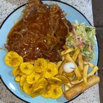 CARNE ENCEBOLLADA